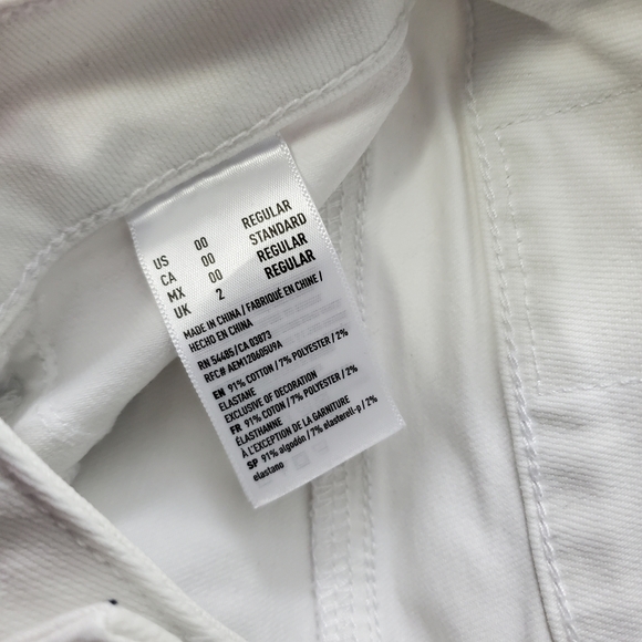 Denim - Picture 3 of 3